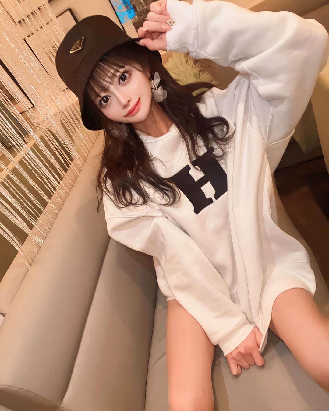 のインスタグラム：「@no.h_official  @be303ing   お世話になってるコラボ 映え📸 美味しいイタリアンと 楽ちんコーデϵ( 'Θ' )϶  日曜日も出勤でございます 連絡ください🥰」