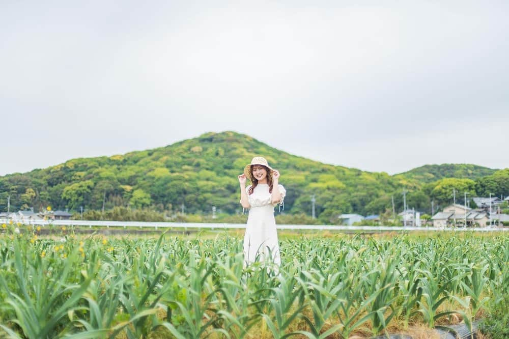 悠花さんのインスタグラム写真 - (悠花Instagram)「【水巻町Wishポスター】 【岡垣町Wishポスター】 のアザーカット📸🌼 ・ とっても楽しい撮影でした☺︎ ポスター見つけて下さった方いますか?👀💕 ・ 水巻町、岡垣町の方から 素敵なお土産も頂いて😭 全て美味しく頂きました✨ ・ ありがとうございました❣️ ・ #ふるさとwish #水巻町 #岡垣町」5月28日 19時40分 - haruka_217_