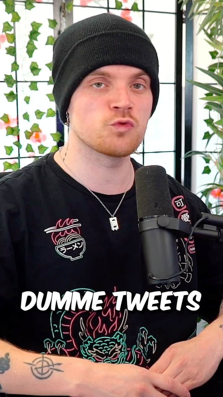 iBlaliのインスタグラム：「Dumme Tweets mit Vik!」