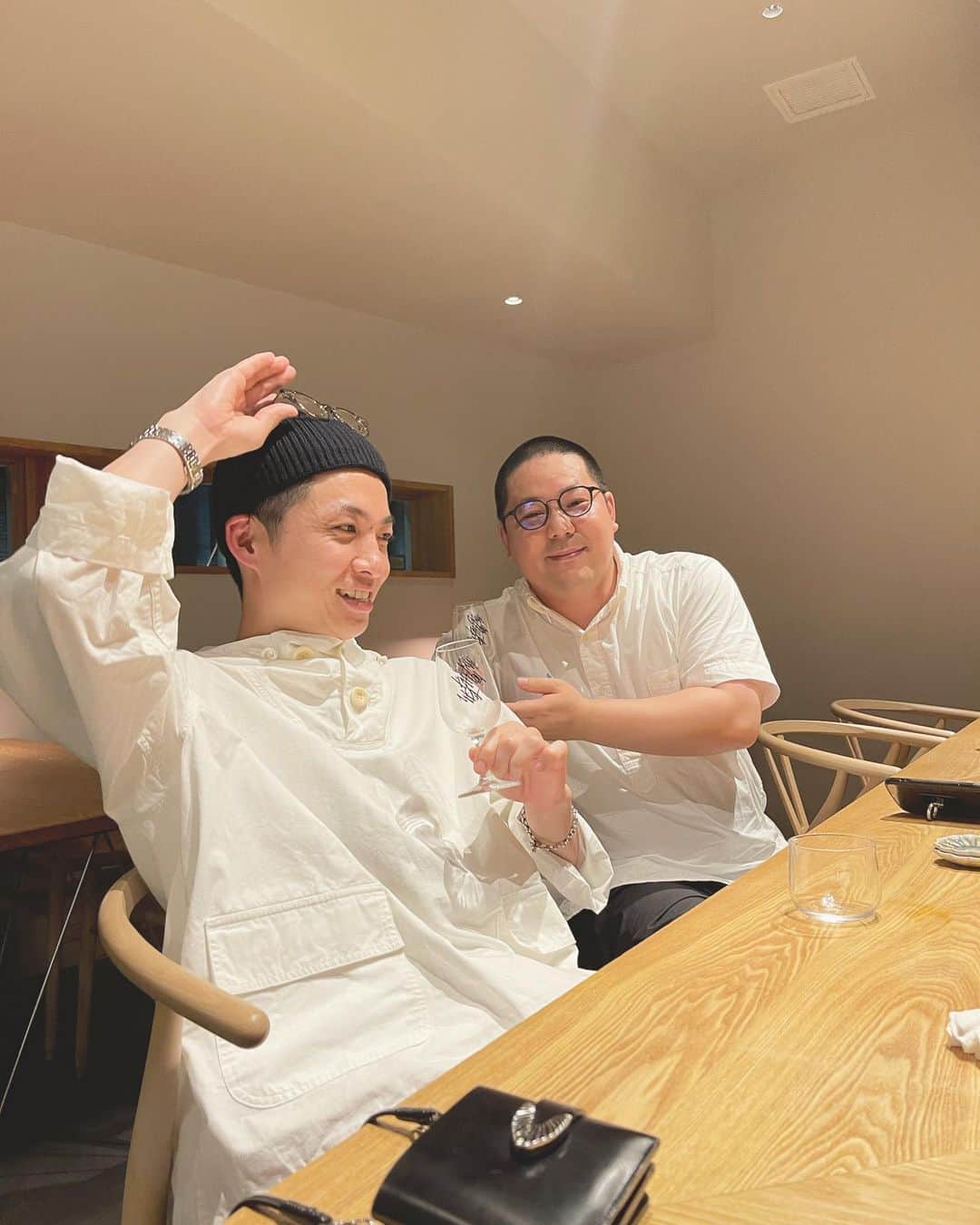 河井ゆずるのインスタグラム：「毎日毎日笑とる場合か。  しっかりせぇ。  ヘラヘラすな。  明々後日5月31日有楽町で一人のトークライブございます。  配信チケットもございます。  追い詰められて見事に笑ってない様子を是非観てみてください。」