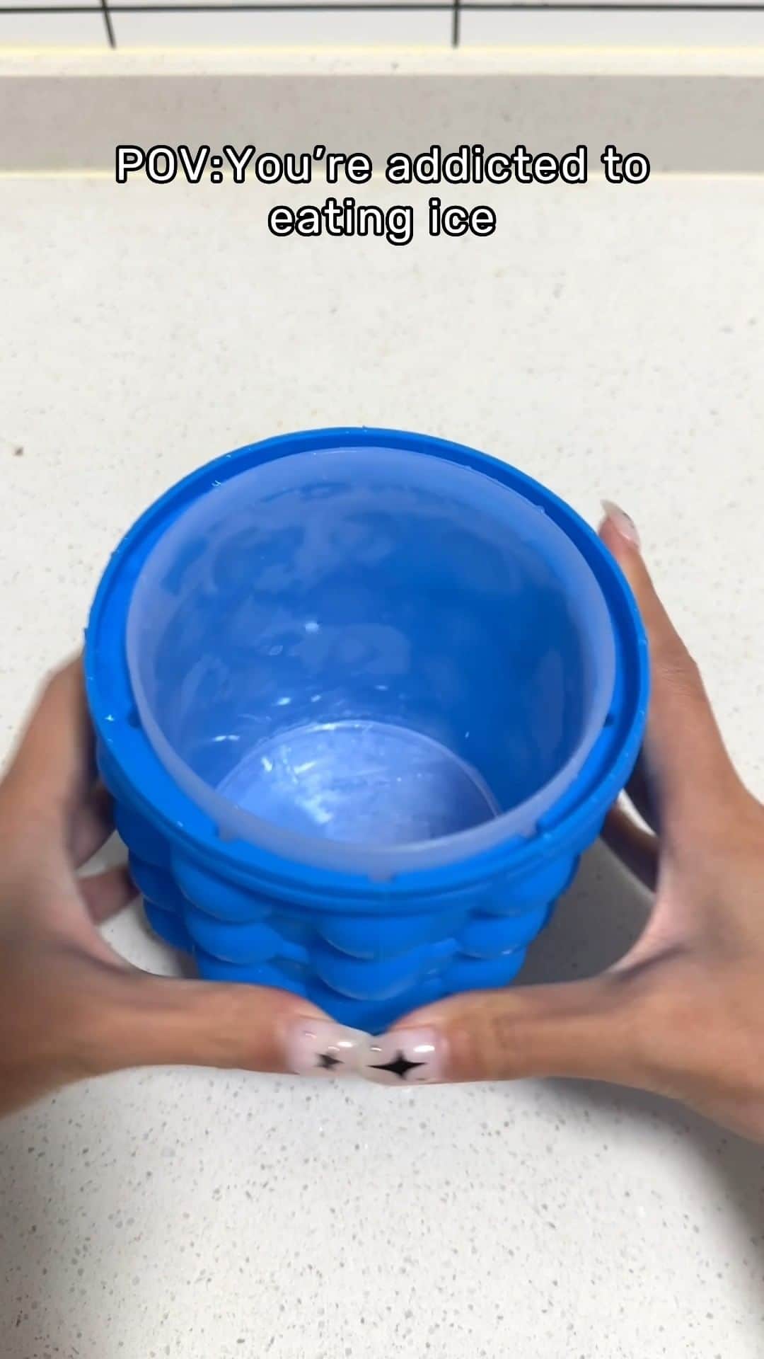 SHEINのインスタグラム：「Okay, let's break the ice 🧊😉 Get your frozen fix with this innovative icy mold 🥶❄️  🔎13704970  #SHEIN #SHEINforAll #SHEINstyle #fashion #chic #saveinstyle」