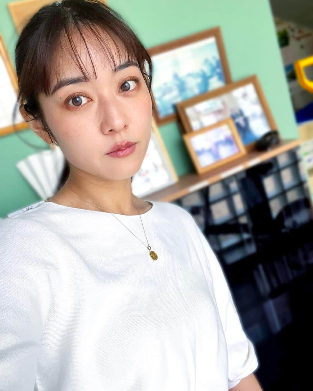 林恵理さんのインスタグラム写真 - (林恵理Instagram)「明日はずくだせテレビ中継担当します！  天気だけが心配...😂 天気予報と睨めっこしてますが、 今のところ絶対的に雨だと思われます。笑  あぁ...晴れますように☀️ . . #ずくだせテレビ #ずくテレ #SBC #信越放送 #長野県 #長野 #中継 #リポーター #モデル #nagano #shinsyu #reporter #model」5月28日 20時33分 - eri_rin.215