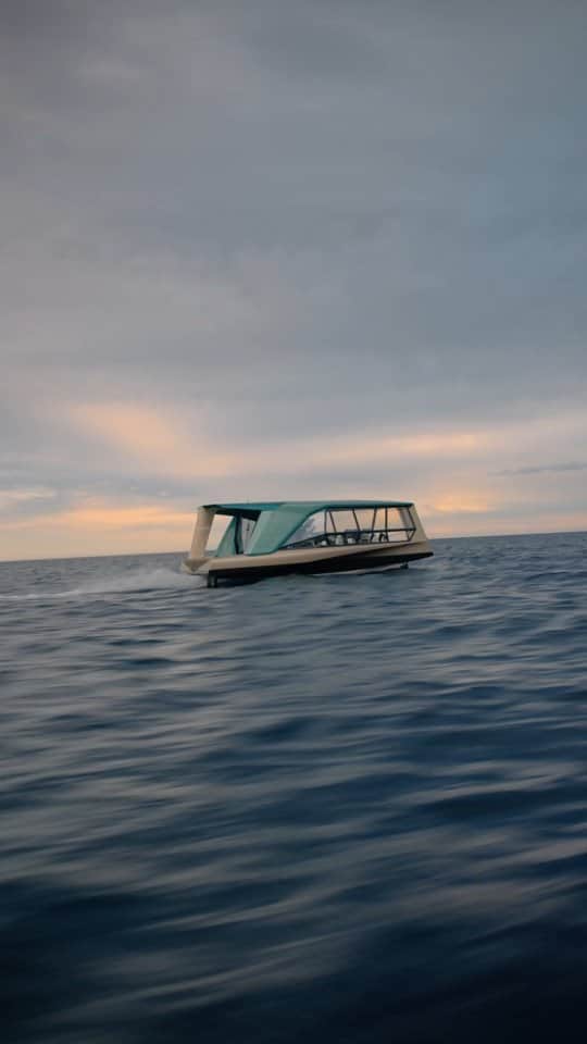 BMWのインスタグラム：「A true innovation in fluid motion.  ICYMI, BMW and @tyde.one presents a true innovation in sustainable luxury on water, THE ICON. @bmwgroupdesignworks  #TheArtOfSeeingTomorrow #THEICON #BMWxCannes #festivaldecannes」