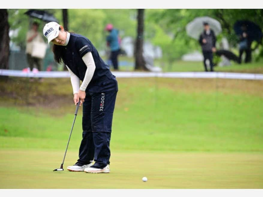 辻梨恵さんのインスタグラム写真 - (辻梨恵Instagram)「ブリヂストンレディスオープン⛳️ ウェイティングからの出場でした🙏 初日は暑いなか、２日目は結構な雨のなか、たくさんの応援をありがとうございました‼️」5月28日 20時59分 - s2.golf