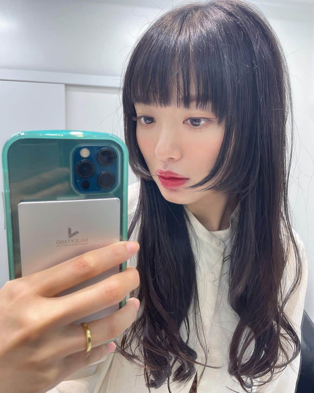 北原里英のインスタグラム：「💇🏻‍♀️ 姫カットがパワーアップしました♡  @_sunvalley_  @shibuken_sunvalley   #hair #姫カット」