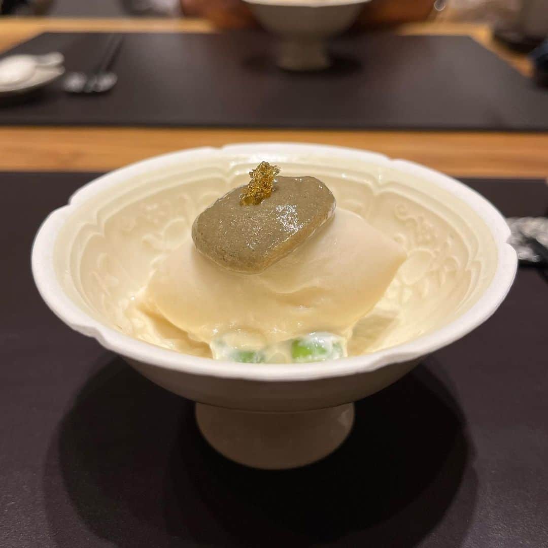 藤原ヒロシのインスタグラム：「近未来皮蛋」
