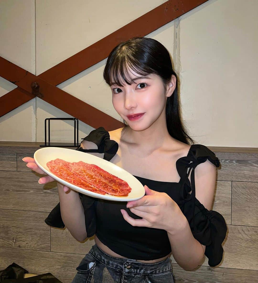 えみ姉さんのインスタグラム写真 - (えみ姉Instagram)「ㅤ 肉でスタミナつけましたああああ🥩 ㅤㅤ」5月28日 21時39分 - emk_oooo