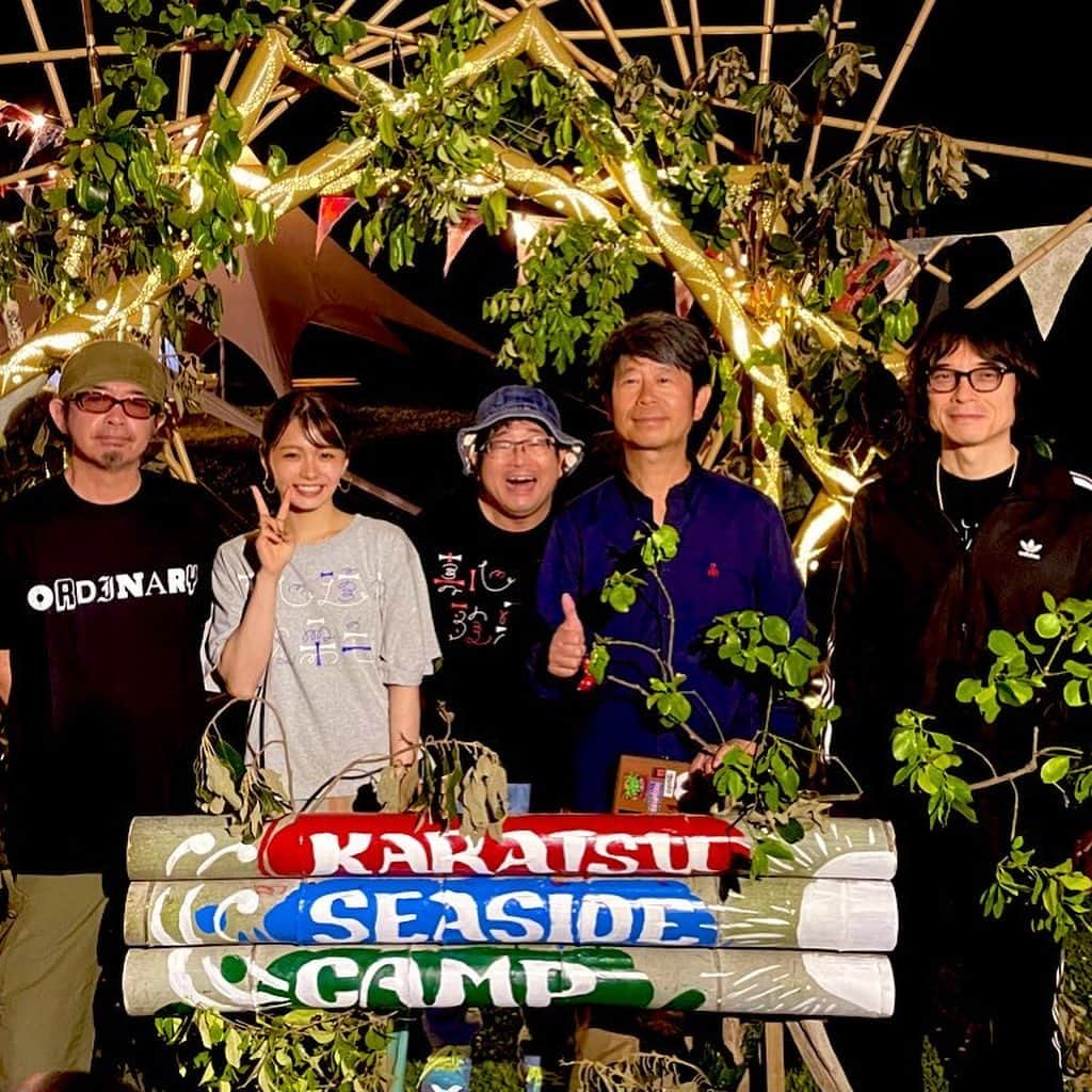 奥田民生のインスタグラム：「「Karatsu Seaside Camp 2023 in 玄界灘」ありがとうございました❗️ 本日のセットリストはこちら🎵  SE: ブルームーンギャラクティカ 01. キャンプのヤツ 02. みなとのよこ 03. イージュー★ライダー 04. 解体ショー 05. もしかしてだけど(どふろっく) 06. 愛のボート 07. 最強のこれから 08. さすらい」