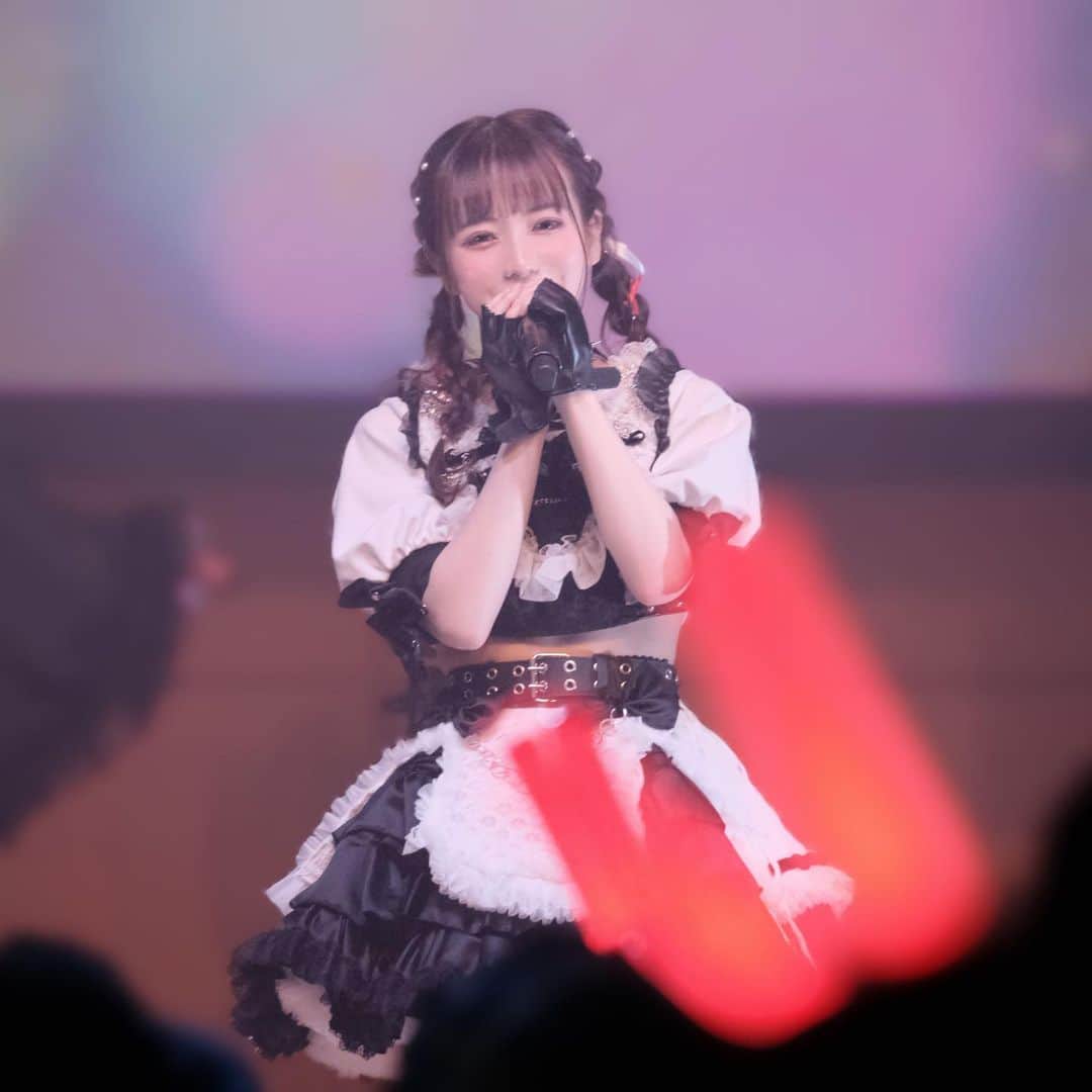 モノクローンのインスタグラム