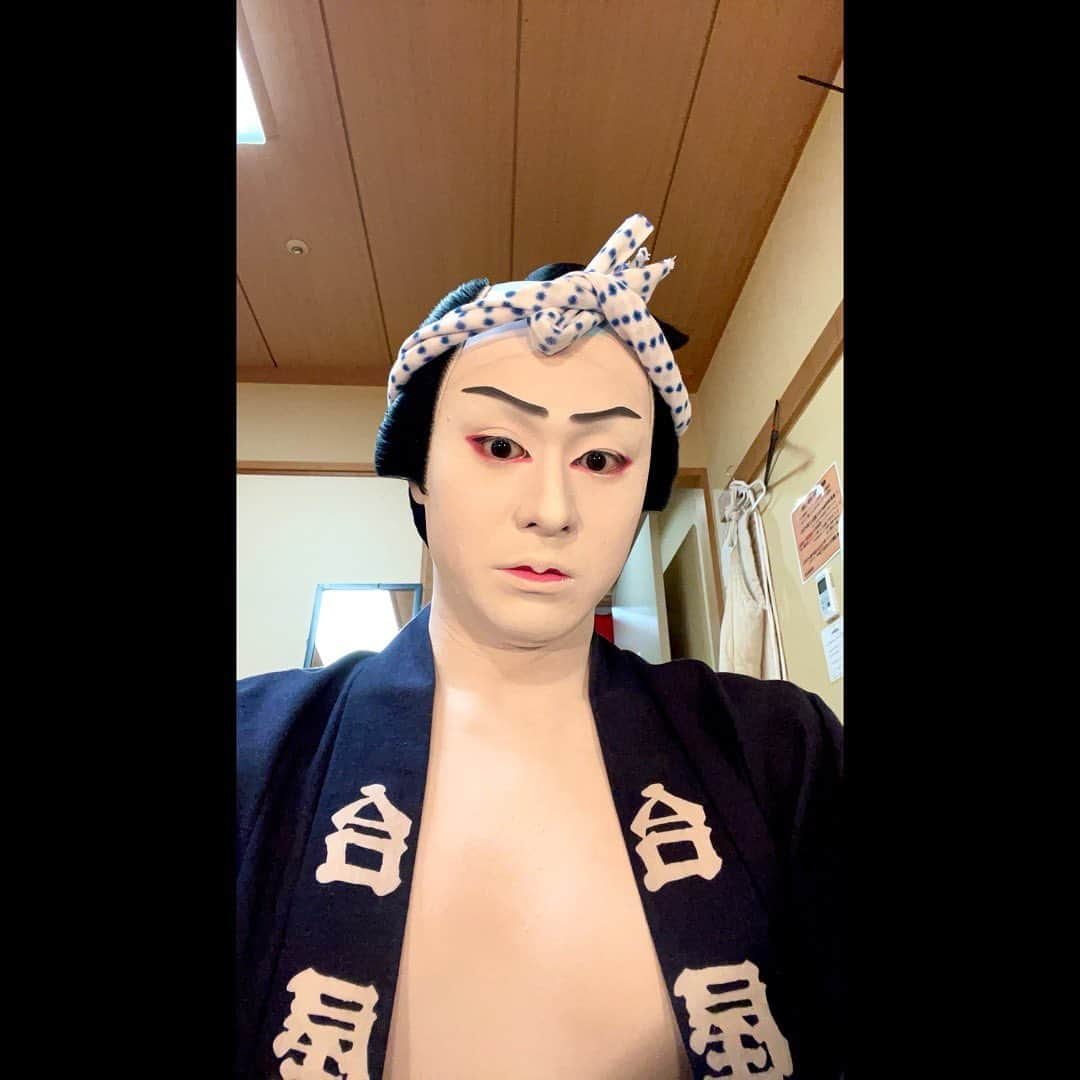 中村歌之助さんのインスタグラム写真 - (中村歌之助Instagram)「・ 『市川猿之助奮闘歌舞伎公演』 千穐楽を迎えることができました。 ご来場いただきました皆様ありがとうございました。  前を向いて 自分の信じるものを信じて 一所懸命勤めます。  来月は歌舞伎座に出演します。 宜しくお願い致します。」5月28日 22時08分 - utanosuke.official