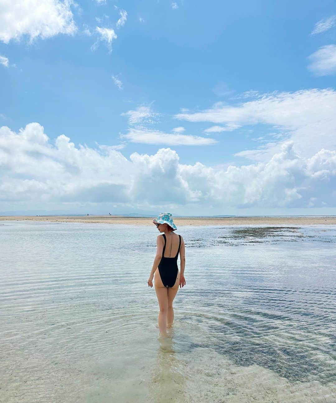 AMIさんのインスタグラム写真 - (AMIInstagram)「初めての石垣島🦋 久々に水着着れた👙🌈🌻 #isigakiisland」5月28日 22時18分 - amixxamiaya