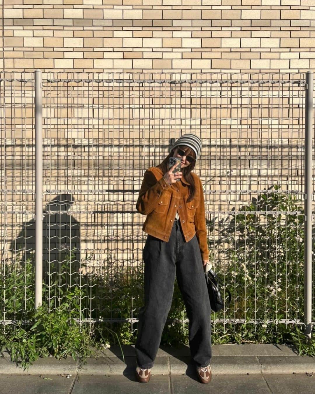 宮﨑香蓮のインスタグラム：「🧥古着 @bent_usedandoriginals  🕶@gentlemonster」