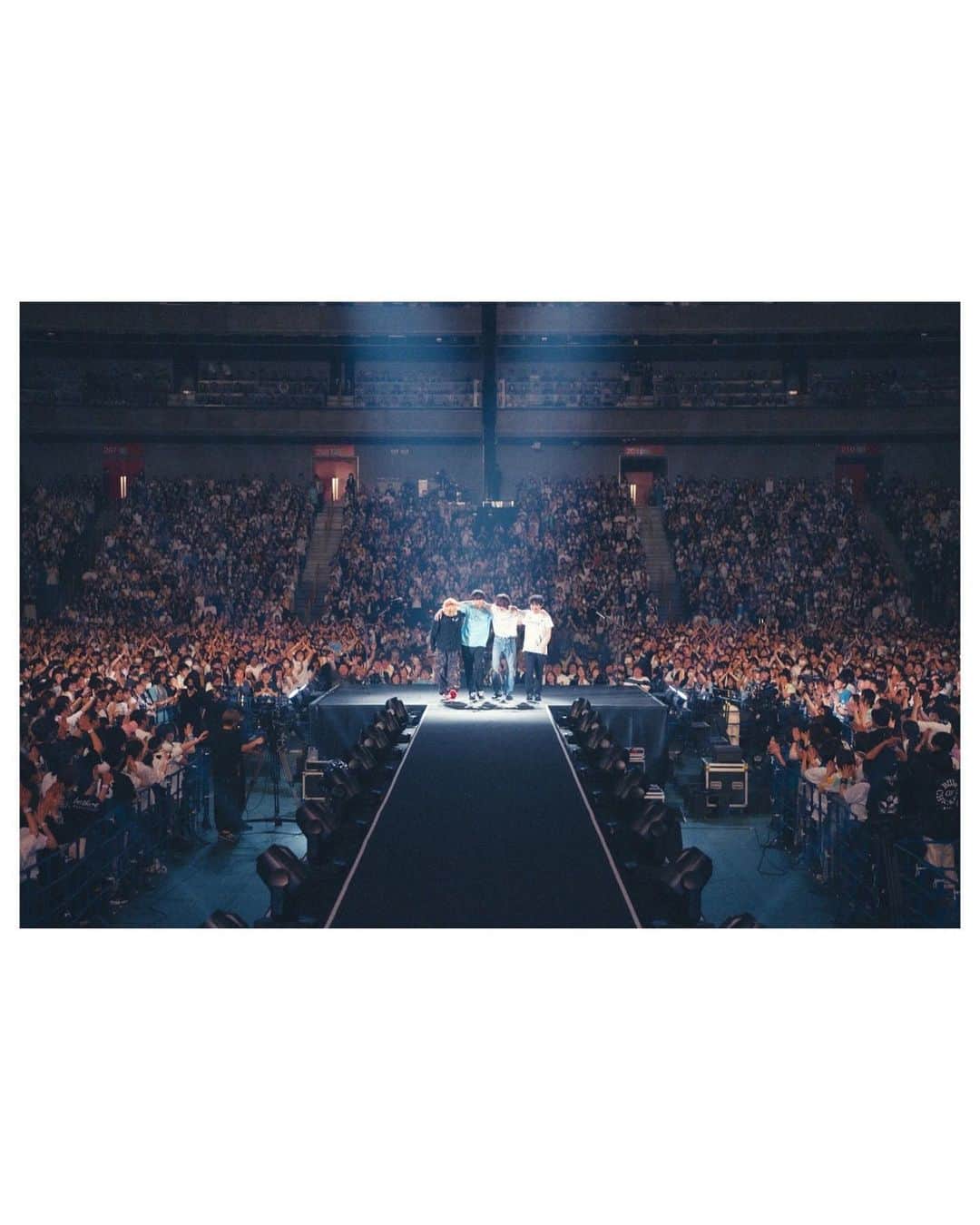 BUMP OF CHICKENのインスタグラム：「2023/5/28 BUMP OF CHICKEN TOUR 2023 be there @ SAITAMA SUPER ARENA  Photo by @yoshiharuota  #bethere」