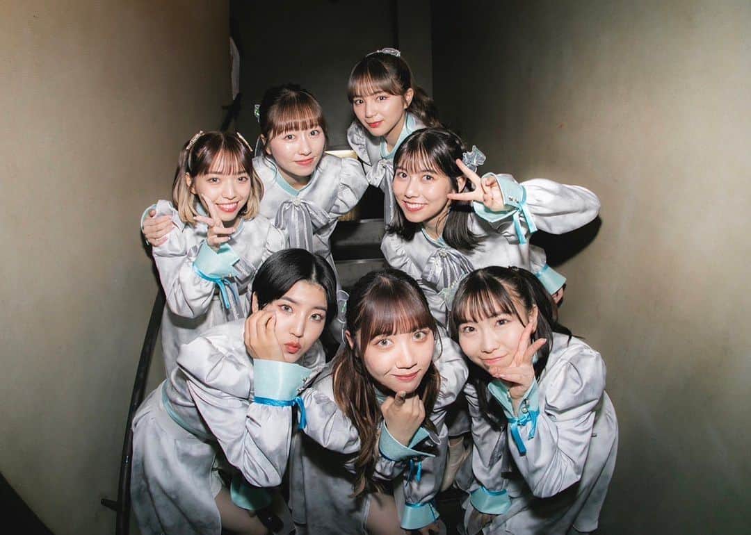 播磨かなのインスタグラム：「🌸 浪江女子発組合 出張公演　またキミと、  ありがとうございました🥰  新曲"桜流し" 4形態ある新衣装〜! 7人ver 盛りだくさんでした〜!  7人でセリフじゃんけんの ロマンスはエチュードも楽しすぎた!🥰  　 組合員の皆さんのコールもすごく嬉しかったです☺️🫶🏻 たくさんコールしてくださってありがとうございます!  やっぱりコール聞くとめちゃテンション上がります! コール有りだといつもの曲がまた違って聴こえる!  すごい現象!!!     あ！あと、"えー!!!"伸ばしも良すぎました💕  ライブ楽しすぎてあっという間だったかな! 播磨かな!」