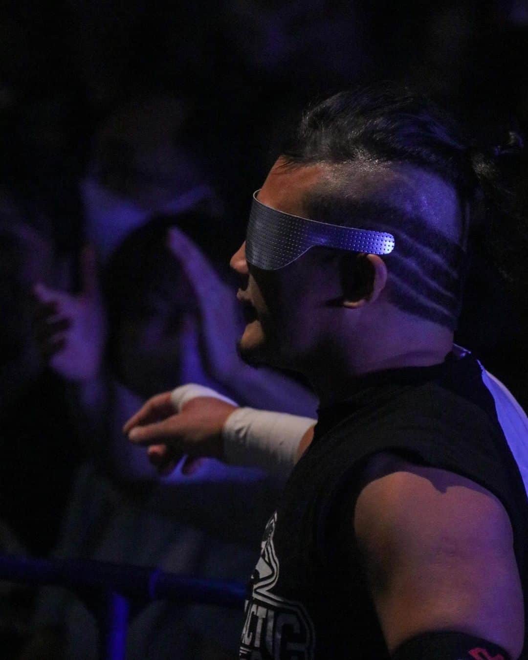 KUSHIDAのインスタグラム：「This tour was very hard.  However, that's why respect for entry wrestlers eachother, and everyone was able to show their abilities beyond their limits.  Thank you BOSJ. Thank you to all the historical legends who made the history of junior heavyweight. I want to spread the word more about how cool this tour is. Thank you  @jet2flyy @titancmll_oficial @speedballbailey @deemoloney97 @iamliorush @robbieeagles_  @megatjp @francesco_akira @clark.connors from the world. You took over the spirit of BOSJ and satisfied our audience. I really miss Liger san today. I love Prowrestling so much.  @njpw_global  @njpw1972」