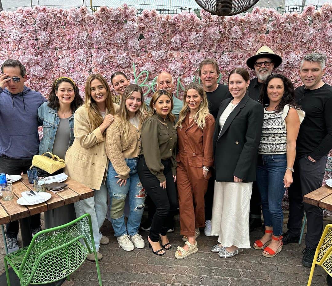 のインスタグラム：「Team building day for  @candyrock.entertainment ! I’m so grateful for all of these talented, driven, intelligent, hard working and kind human beings I get to do life and business with every day that make Candy Rock Enterprises excel in all we do. Thank you team for representing Candy Rock Enterprises well👊🏼. And for the team members who couldn’t be here, thanks for killing it right where you are! 💖💕💗」