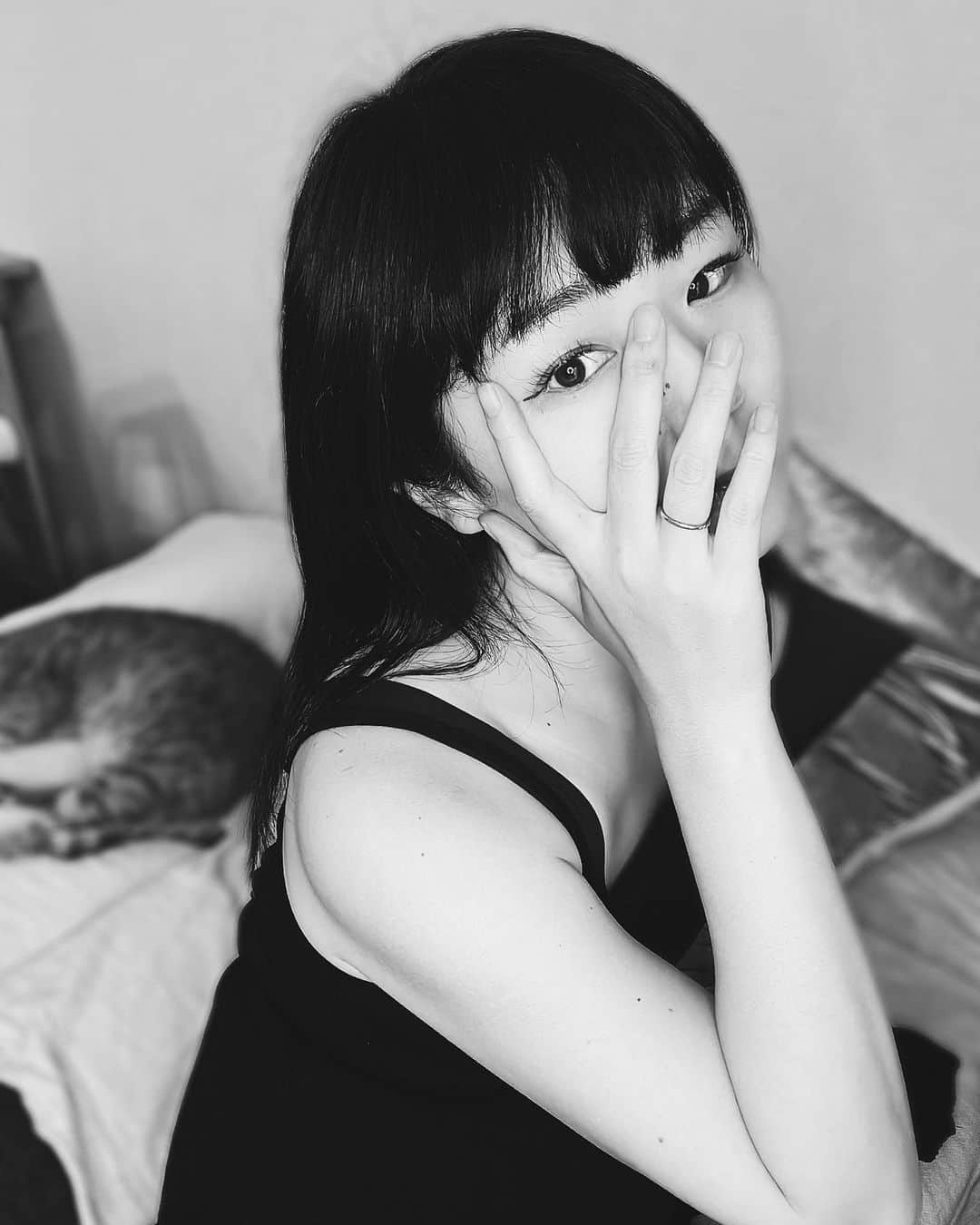 8utterflyのインスタグラム：「🐈🖤」