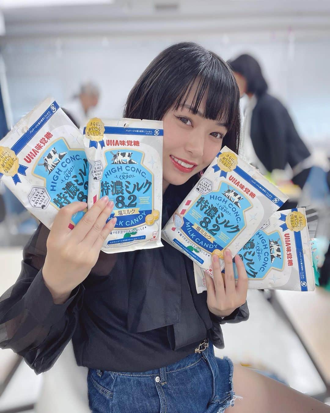 のインスタグラム：「友達がこれ見つけたって言って たくさん買ってきてくれました（笑）  #滝口ひかり #takiguchihikari #wyenra #ゑんら」