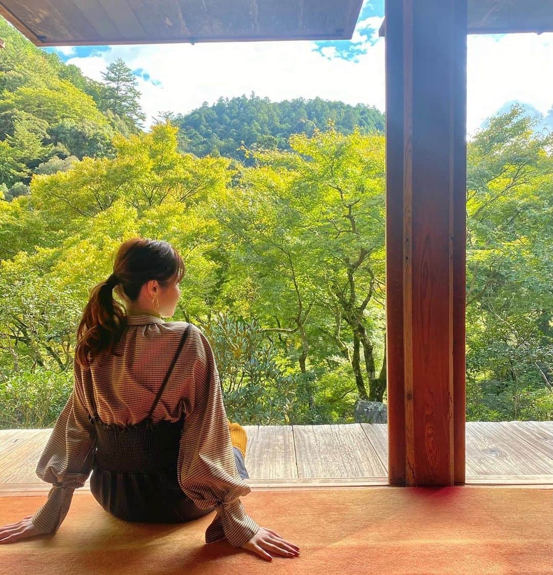 中村静香さんのインスタグラム写真 - (中村静香Instagram)「京都  地元、宇治市を巡って一人ぶらり旅した記録を #京の小話 として綴ってきましたが、 今回は以前取材で訪れた、京都市にある高山寺へ。  時の流れが穏やかどすな〜☺️🍃」5月29日 12時19分 - shizuka_nakamura_official
