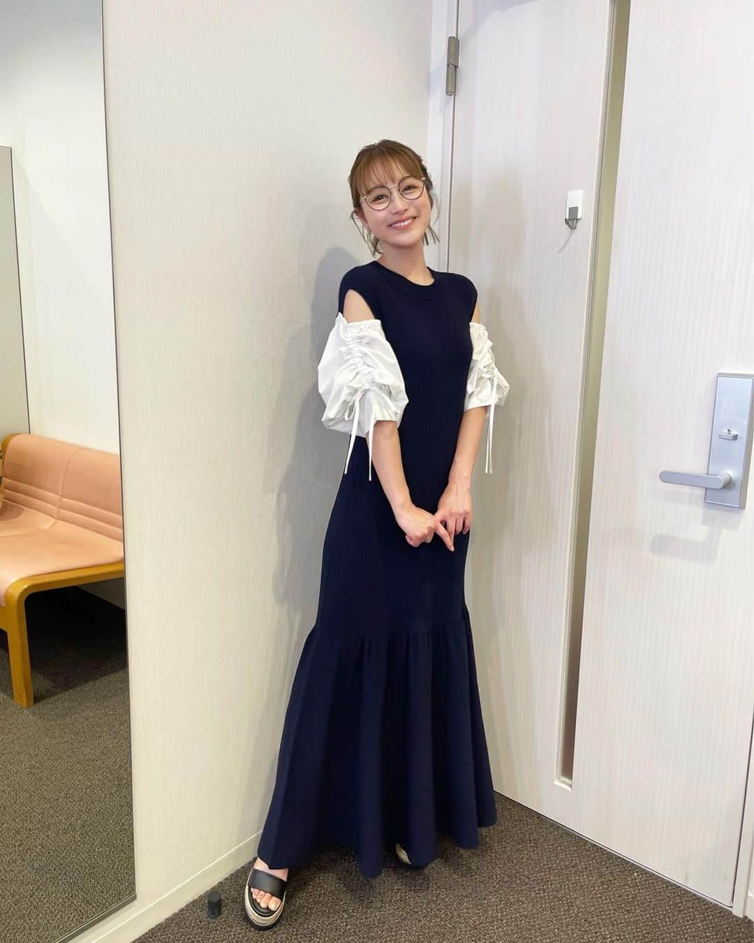 鈴木奈々さんのインスタグラム写真 - (鈴木奈々Instagram)「昨日のコーデです😊 トップス.ビスチェ.パンツ @la_boutique_bonbon_official  #ワンピースコーデ」5月29日 12時18分 - nana_suzuki79