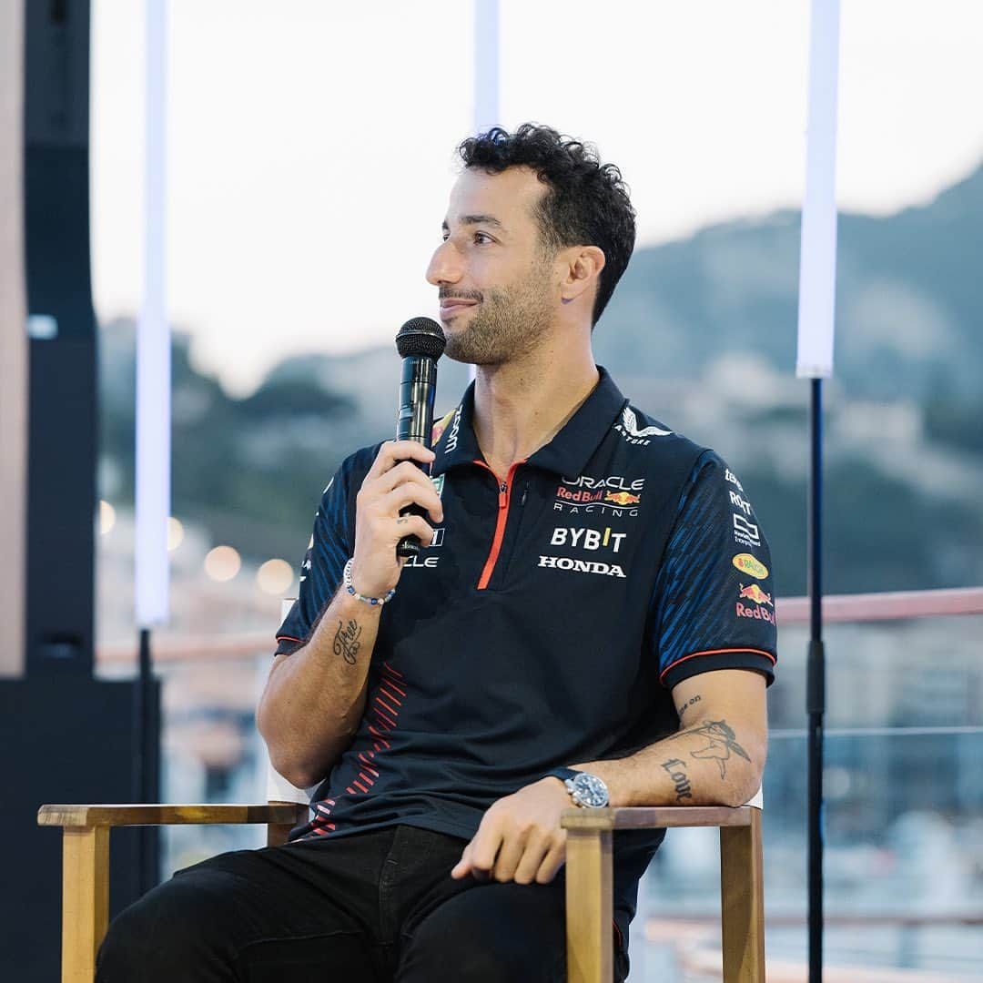 タグ・ホイヤーさんのインスタグラム写真 - (タグ・ホイヤーInstagram)「An exclusive treat at the #MonacoGP!   After the qualifying session, TAG Heuer had the honor of hosting @maxverstappen1, @schecoperez, and @danielricciardo from @redbullracing on the TAG Heuer boat for an unforgettable session with our privileged guests. #TAGHeuer」5月29日 3時29分 - tagheuer