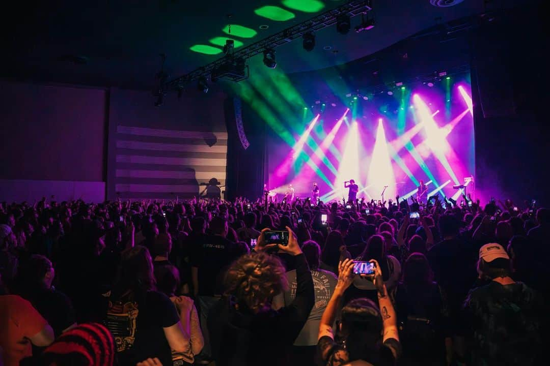 ジャスティン・ヒルズさんのインスタグラム写真 - (ジャスティン・ヒルズInstagram)「Thank you Fort Wayne. See you soon. Photos: @nickalausstafford」5月29日 4時00分 - justinnfjk