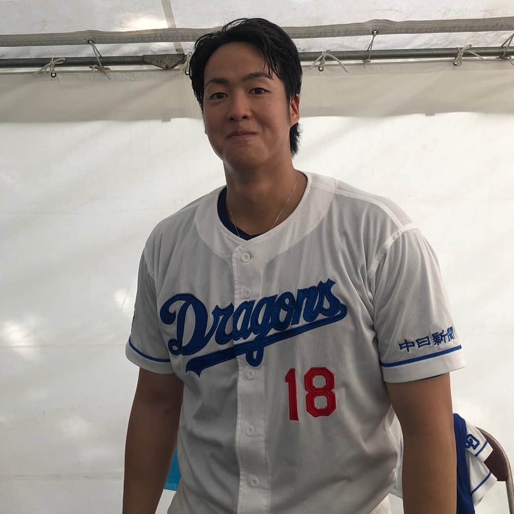 小田幸平のインスタグラム：「昨日2軍は蒲郡でオリックス戦⚾️ 梅津がNICEピッチング⚾️ 6回83球3安打6奪三振 完璧なピッチング⚾️ キャッチャーはジンベイ（郡司） 仙台育英先発後輩バッテリー完璧なコンビネーションでした。 明日から阪神3連戦からの広島3連戦⚾️ 台風☔️が心配ですが頑張ってきます。 梅津の顔で癒されて下さい。 因みに1軍は明日から交流戦⚾️ 初戦はソフトバンクホークス。 では炊飯器じゃ〜👋」