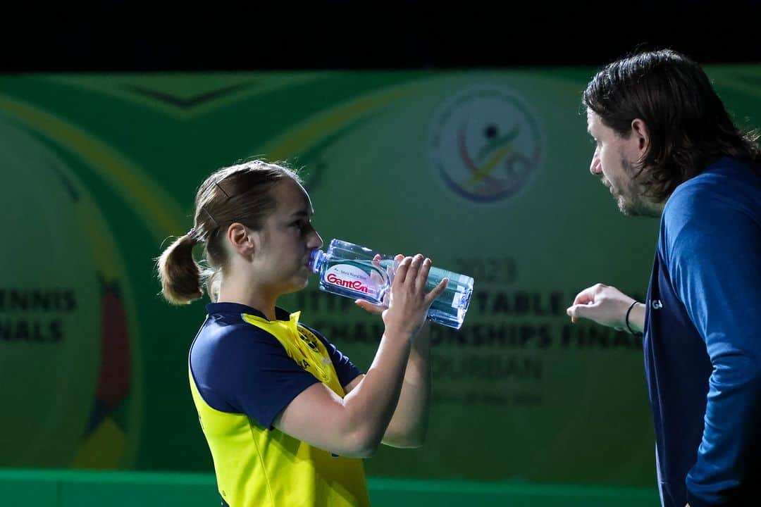 ITTF Worldさんのインスタグラム写真 - (ITTF WorldInstagram)「Hydration is key to stay in your best shape when you're on the #ITTFWorlds2023 stage💧   #Durban2023 #TableTennis #PingPong #Ganten」5月29日 5時00分 - wtt