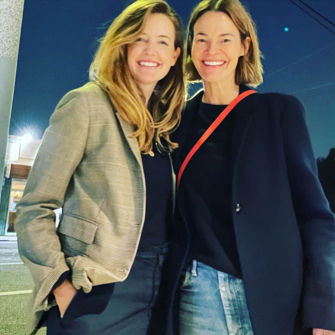 レイシャ・ヘイリーのインスタグラム：「We miss you @sepidehmoafi 👩‍👧‍👧」