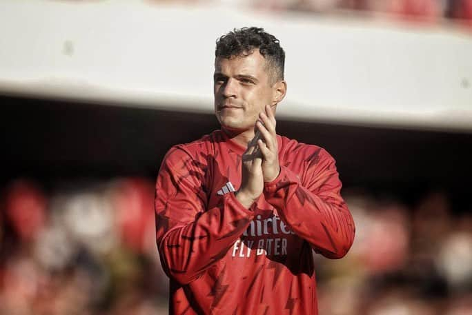 グラニト・ジャカさんのインスタグラム写真 - (グラニト・ジャカInstagram)「Nothing but love for you all ❤️ #GX34 #arsenal」5月29日 5時46分 - granitxhaka