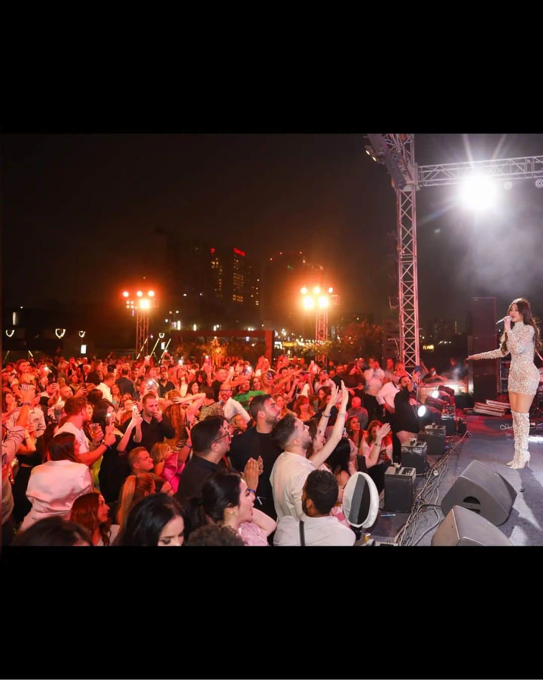 さんのインスタグラム写真 - (Instagram)「At Mamsha Ahl Misr Celebrating the 1st Anniversary of @thelondon.eg 💫  Glad to be part of this beautiful night. Thank you all 🤍   @mamshaahlmisr @salma_fathalla @coterie.events #concert #mamshaahlmisr #Egypt #explore #HaifaWehbe #ممشى_اهل_مصر #مصر #هيفاء_وهبي」5月29日 6時06分 - haifawehbe