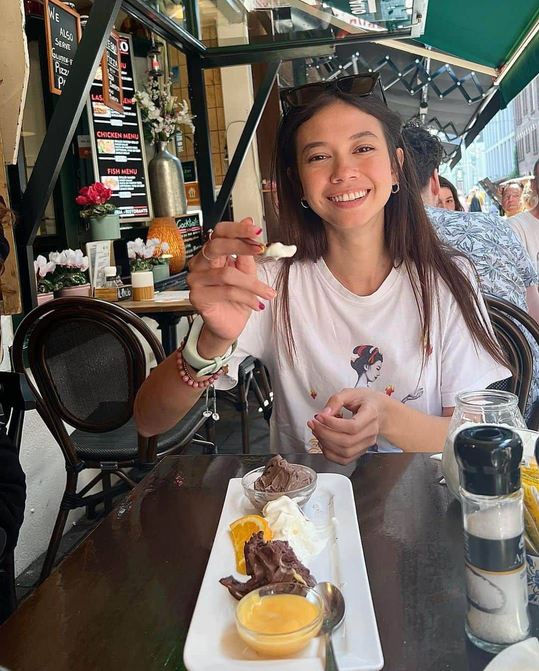 ユキ・カトウさんのインスタグラム写真 - (ユキ・カトウInstagram)「Duileeeeeee   Latihan dulu deh tapi….   hehe  #diaryukikato」6月27日 14時32分 - yukikt