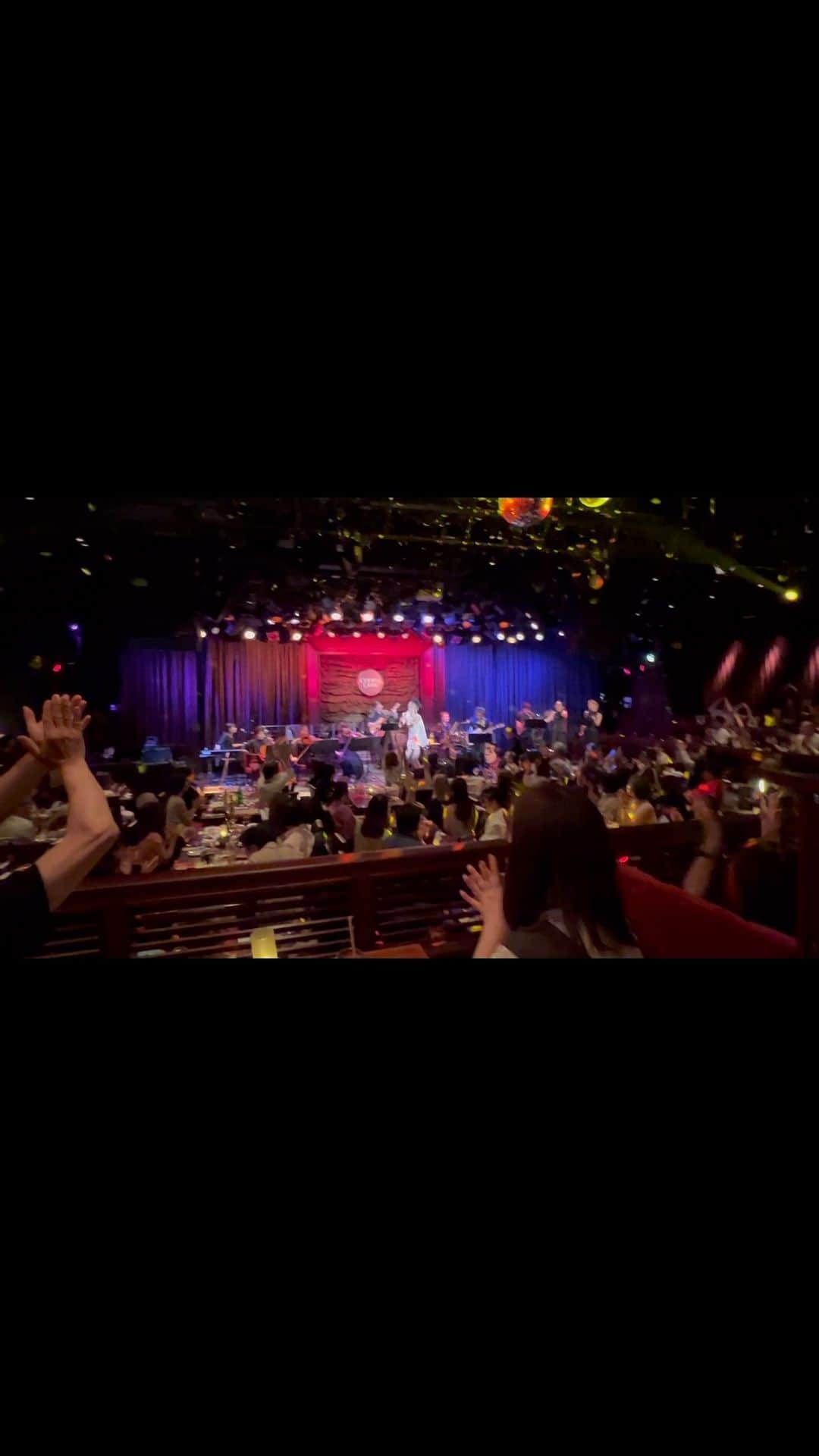 庄毛安那のグルメインスタ