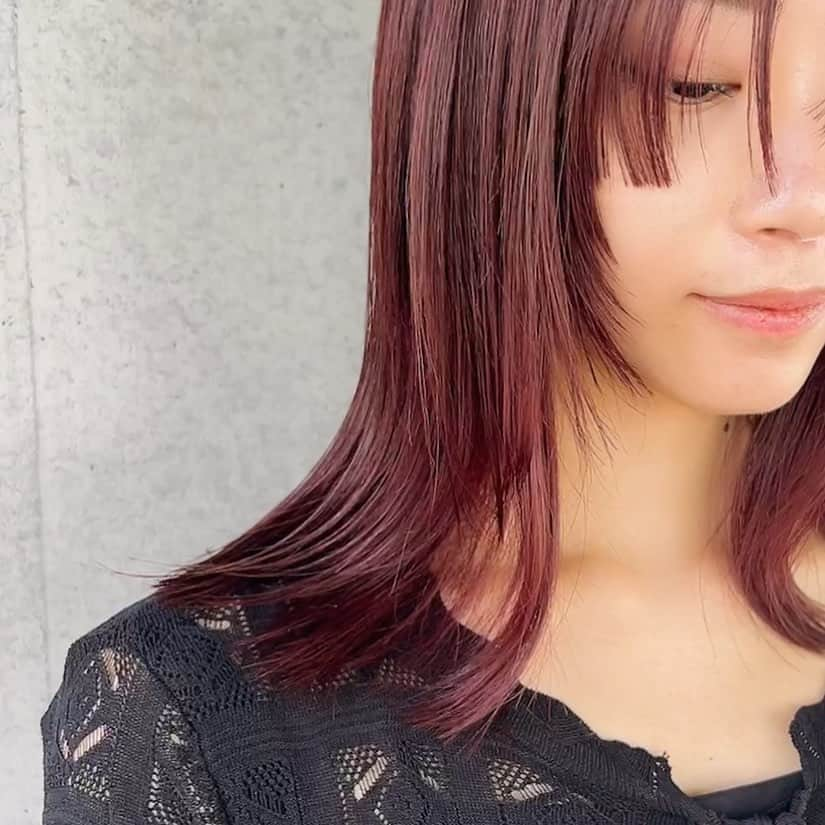 マツオモモコさんのインスタグラム写真 - (マツオモモコInstagram)「. face layer でスタイリングいらずのdesign style🩶 . . #hair #cut #レイヤーカット #レイヤースタイル #フェイスレイヤー #ニュアンスカット #ニュアンスカラー」6月27日 15時08分 - matsuo_momoko