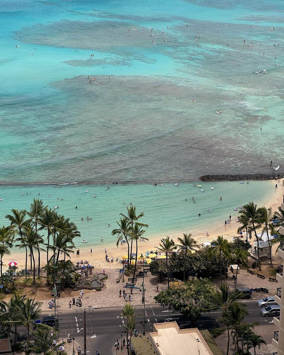 MOYAのインスタグラム：「🌊✨✨  #waikiki #waikikibeach #ワイキキ #ワイキキビーチ」