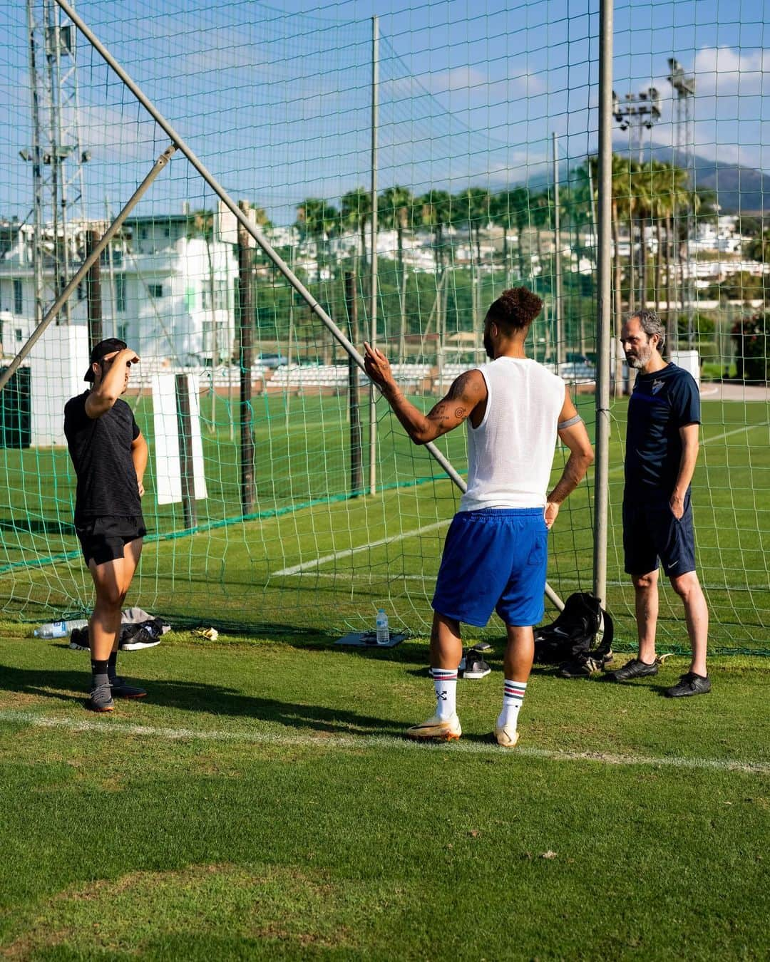 タイラー・ロバーツさんのインスタグラム写真 - (タイラー・ロバーツInstagram)「A summer filled with beautiful people and new changes ☀️💙.. .. Ready 🔋⚽️」6月27日 7時04分 - tyro9