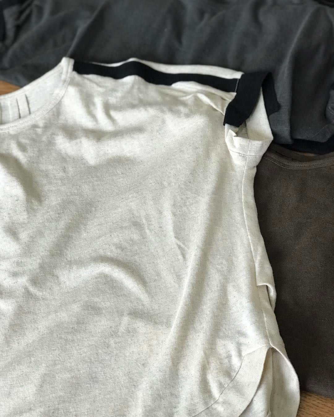 M2companyのインスタグラム：「【BASE】 https://pareatsu.base.ec  #pareatsu #パレアッツ #m2company #エムツーカンパニー #2023S S #Tシャツコーデ #Tシャツ #おしゃれさんと繋がりたい  #ciao_varano」