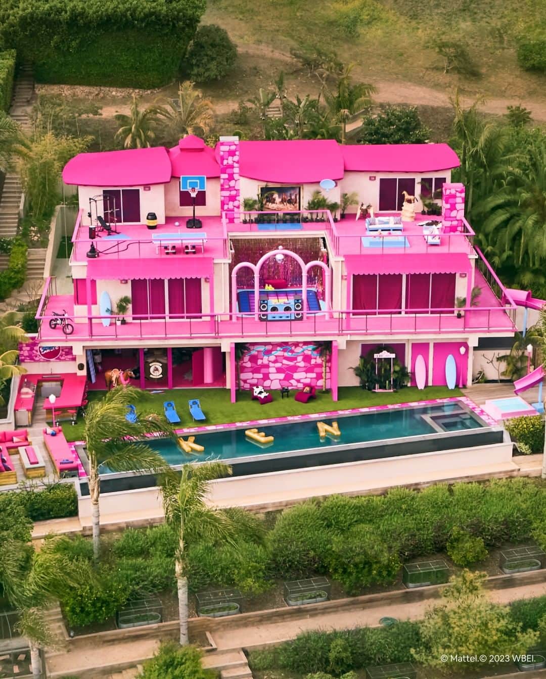 Airbnbのインスタグラム：「The Barbie Malibu DreamHouse is back on Airbnb—but this time, Ken’s hosting.   While everyone’s favorite doll makes her live action film debut in BARBIE, Ken transformed the pink palace with maximum Kenergy—cowboy hats, rollerblades, you name it.  Everyone in Barbie Land can request to book these stays on July 17 at 10am PT at the link in our bio.   Don’t miss @barbiethemovie only in theaters July 21. #BarbieTheMovie」