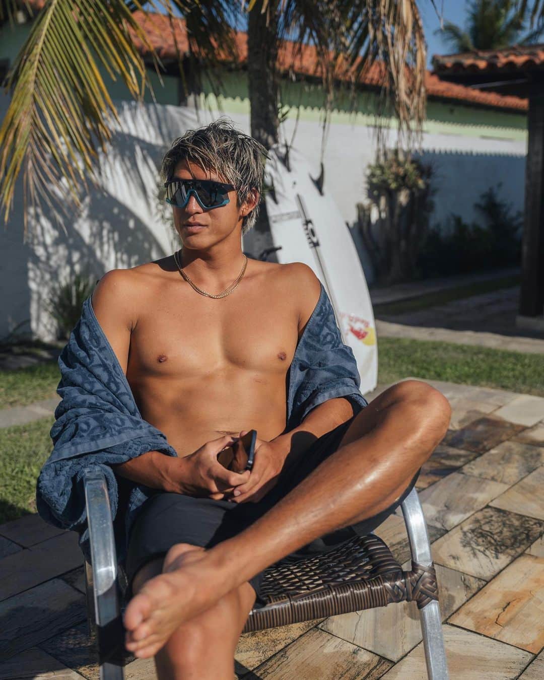 五十嵐カノアのインスタグラム：「favorite place in the world for lay days 🇧🇷 @oakley essential. #BeWhoYouAre #BXTR」