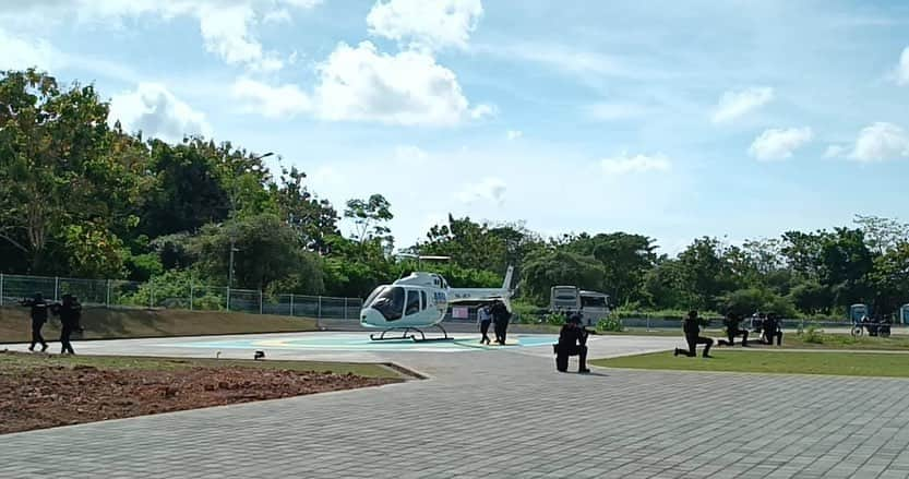 Raffi Ahmadさんのインスタグラム写真 - (Raffi AhmadInstagram)「Our New Heliport BALI @bali_helitour  Bali Helitour Heliport, Area Parkir B, GWK Cultural Park, Jl. Raya Uluwatu, Ungasan, Kabupaten Badung, Bali」6月27日 9時18分 - raffinagita1717