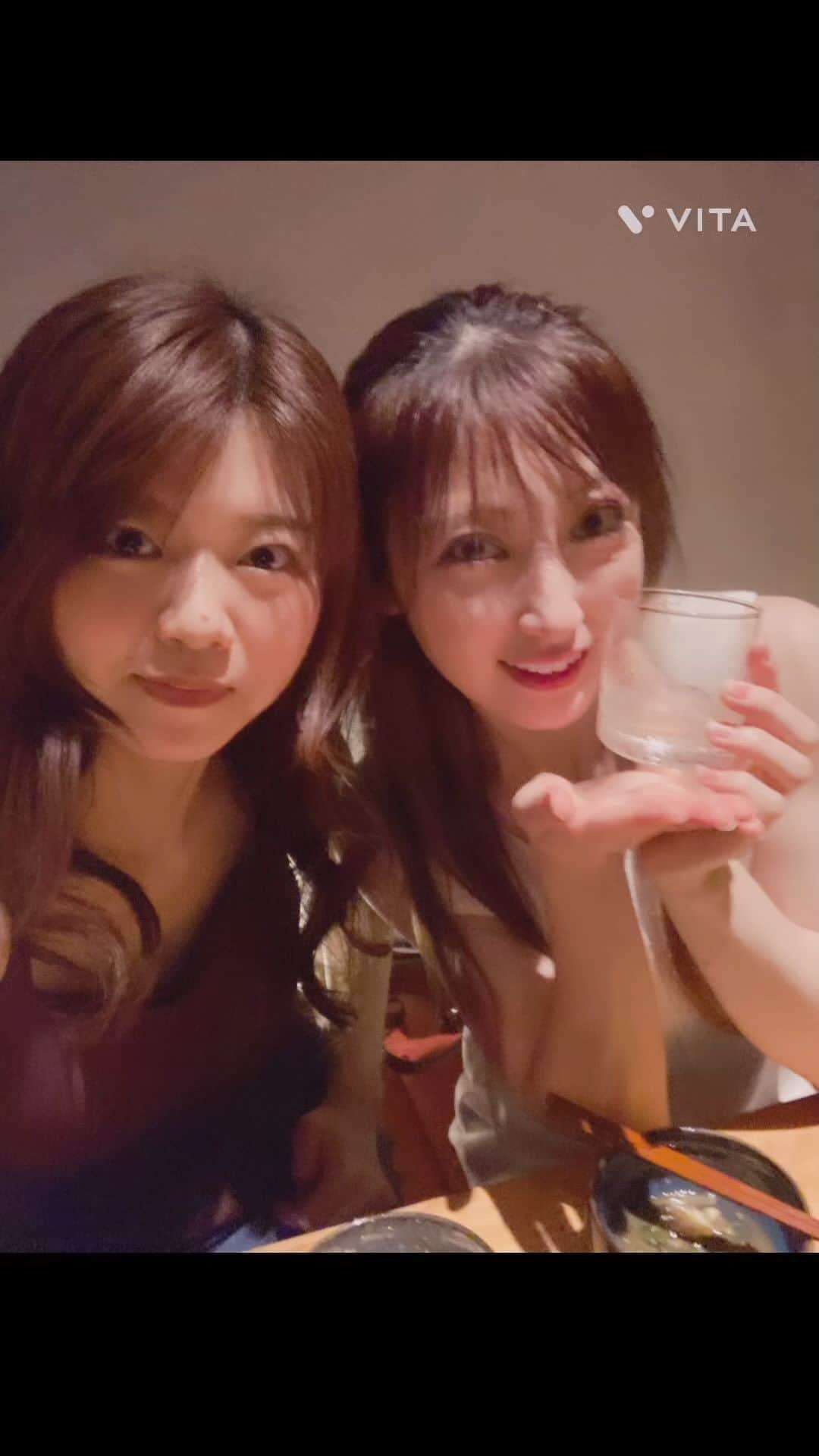 のインスタグラム：「親友との昨日の食事から 22年前までを写真でさかのぼってみたよ📸 食べてばっかりやった🤭  #親友　#地元　#岐阜　#看護学生時代」