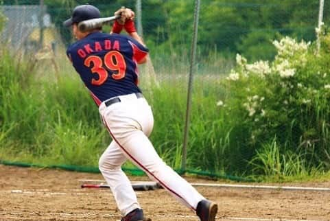 岡田和樹さんのインスタグラム写真 - (岡田和樹Instagram)「学生時代のチームメイトと 野球をしてきました☺️ 感想... とにかく、暑い☀️ みなさん、熱中症にはお気をつけください😭  #野球  #キャッチャー  #キャッチング  #バッティング  #突っ込み過ぎ  #背番号  #39 #sakura から取っています #夏  #暑い  #summer  #baseball  #catcher」6月27日 10時31分 - okada.stv