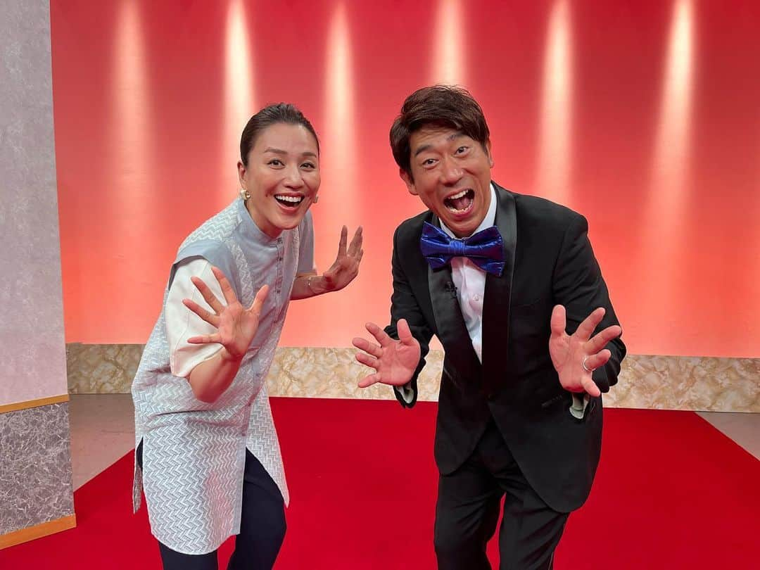 原口あきまささんのインスタグラム写真 - (原口あきまさInstagram)「本日、6/27 (火)  出演情報❗️✨  TX開運!なんでも鑑定団　 20:54 – 21:54  #出張鑑定団 のゲストに #遼河はるひ さん  アンティークなお宝沢山でます！  お楽しみに。😁  #なんでも鑑定団 #青蝶ネクタイ」6月27日 10時57分 - akimasa_haraguchi