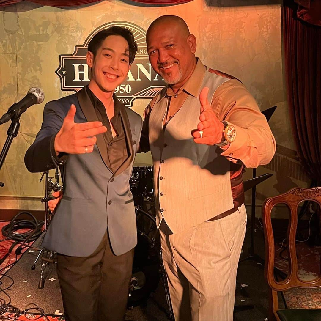 アレックス・ラミレスのインスタグラム：「Good morning everyone! Have you guys listen to @ericfukusaki music? Well let tell you that Wow He’s amazing!! Check it out and fallow him don’t miss it! #ericfukusaki #greatsinger #havana1950 #havana1950tokyo #english #spanish #japanese #goodlooking #ramichan #ramichanlegendinjapan #ramichanhof2023 #vamos」