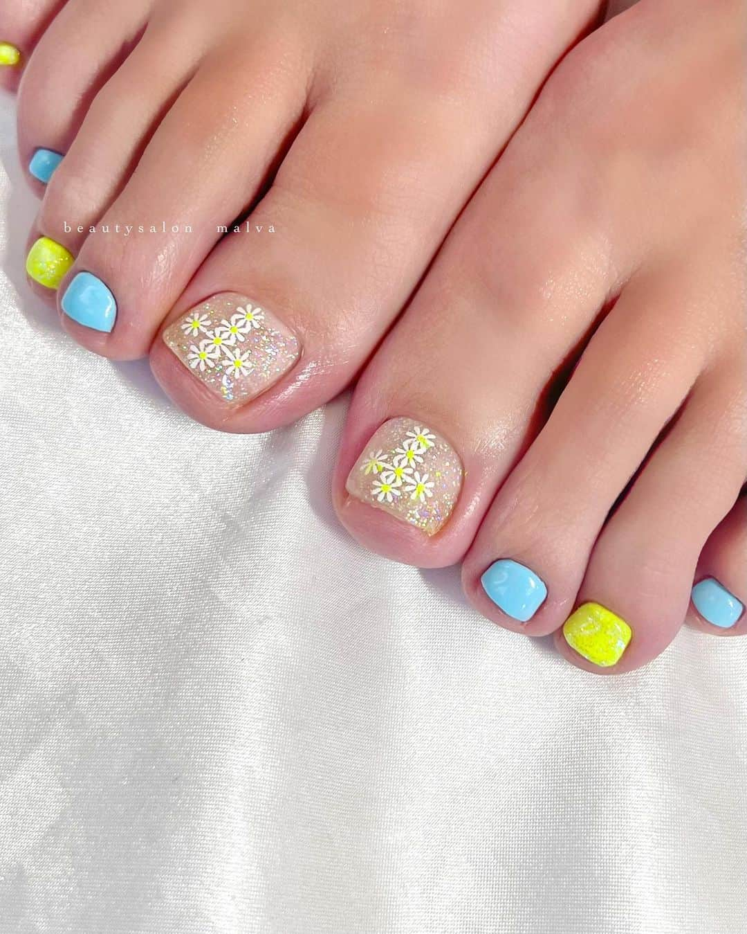 nailsalon malva（ネイルサロンマルヴァ）のインスタグラム