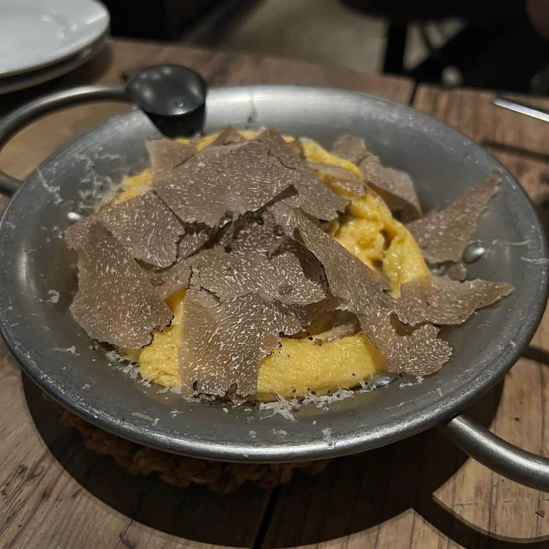 加瀬愛莉さんのインスタグラム写真 - (加瀬愛莉Instagram)「親友とトリュフ食べに...🇮🇹 いい子ちゃんコーデ♥️🤓笑 ・ #イタリアン #渋谷グルメ #渋谷ディナー #トリュフオムレツ #amiparis #ootd #outfit #fashion #instafashion #shibuya #dinner #truffe」6月27日 12時51分 - airi0413_k