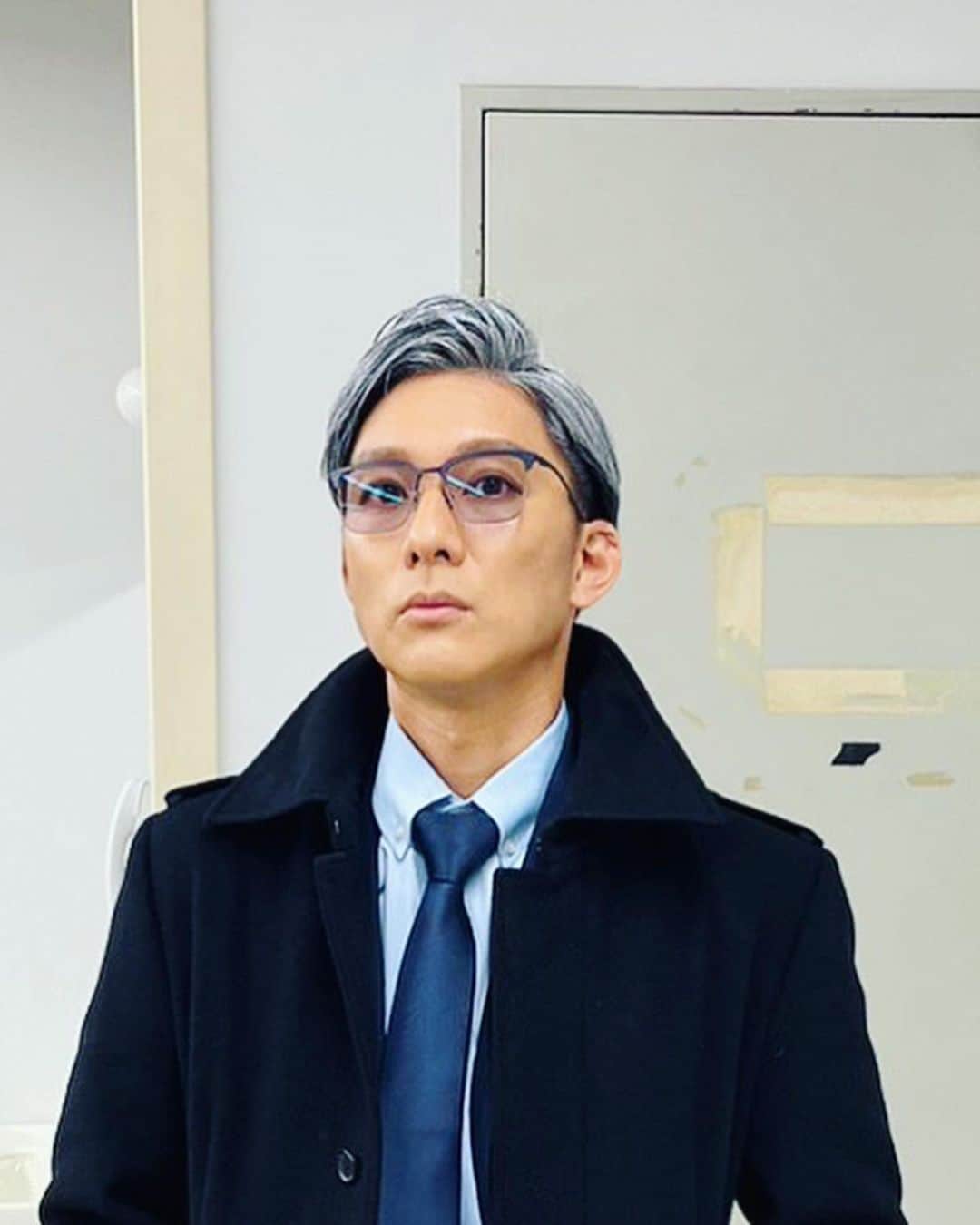 広音のインスタグラム：「録画していた『教場』の最終回をやっと観れました📺  今後は映画化するのかなぁ〜？😊  僕的には木村拓哉さんの代表作の一つになったと思います！  本当にあの目力はすごいなぁ〜 内容に、演技に、終始ずっと魅せられてました😎  #教場 #風間公孝 #木村拓哉 #ものまね」