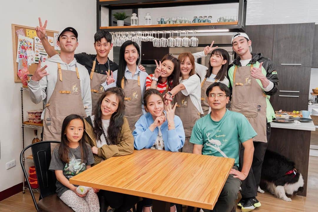 のインスタグラム：「@光OO就很忙了 @light.reality.tv  #光開門就很忙了  #每週日晚間8點TVBS42」