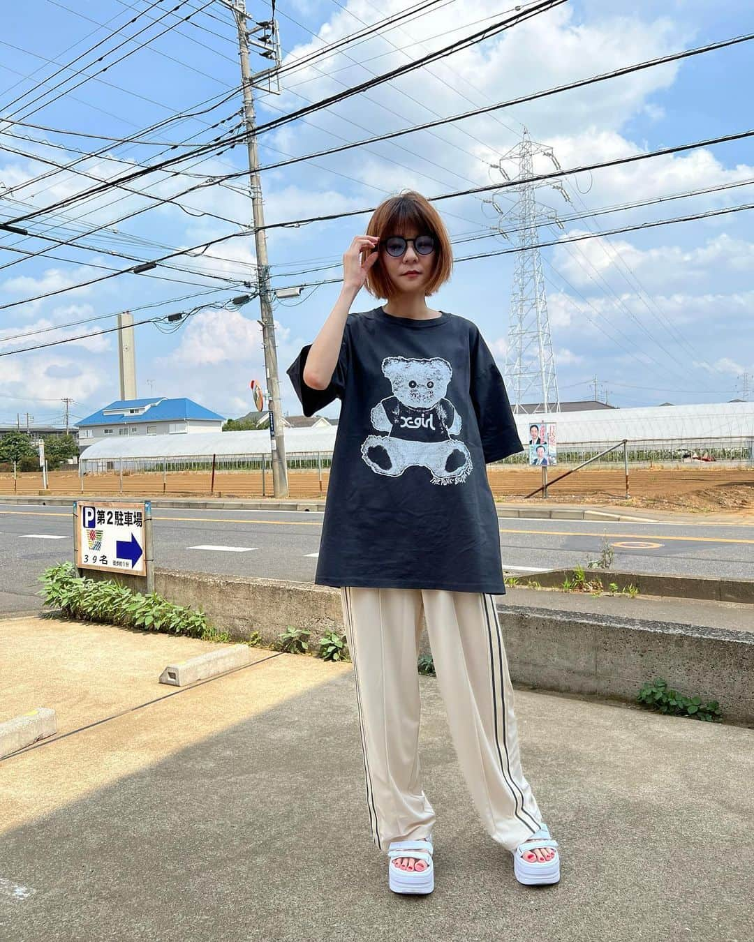 かこさんのインスタグラム写真 - (かこInstagram)「大好きなダグのTシャツ！！！！ショップディズニーで黒と白両方買った！！！！可愛すぎる！！！！！毛の繊細なタッチがすごい！！！！！ダグに会いたい！！！！ #up #disney #pixar #カールじいさんと空飛ぶ家 #タグ #ディズニー #ピクサー #xgirlus #xgirl #milkfed #nikoand #はらぺこツインズ #大食い #双子」6月27日 13時37分 - harapeko__kako