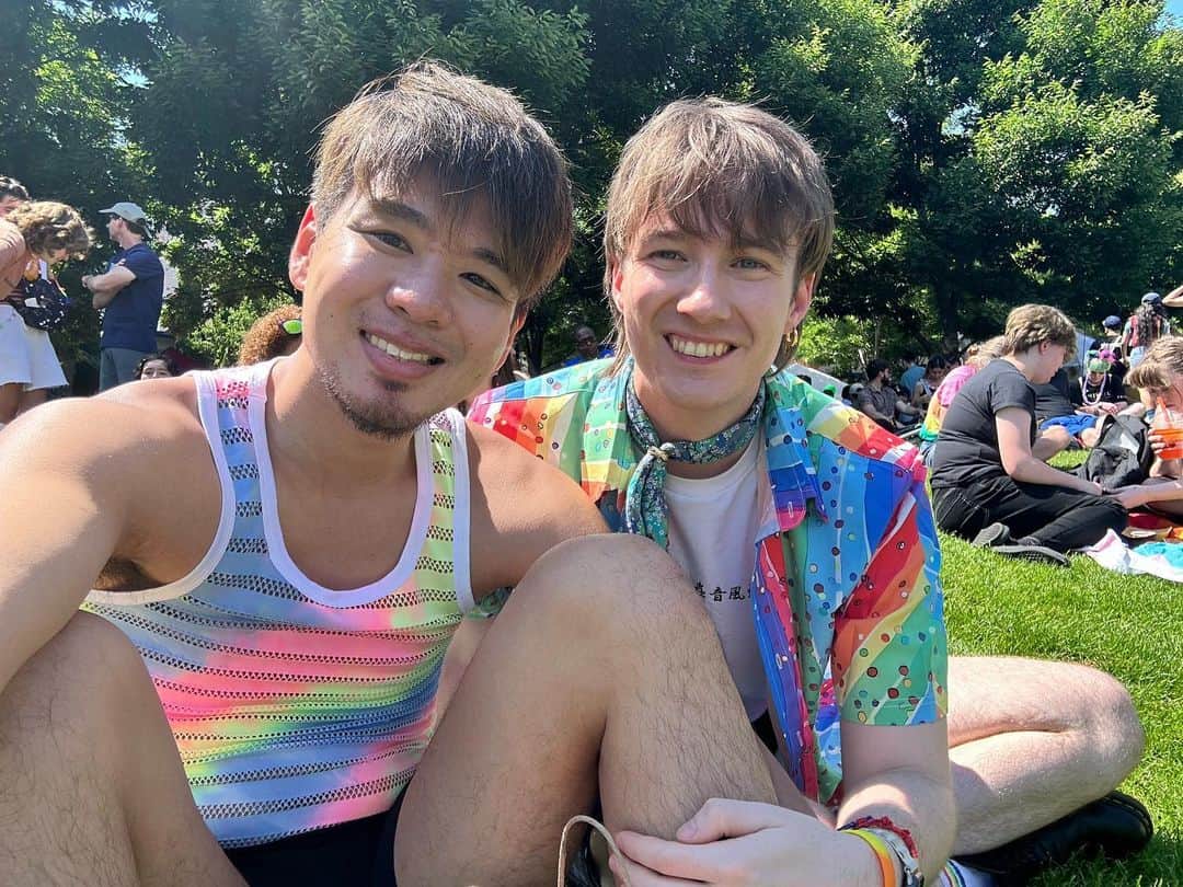 Seigo & Brenさんのインスタグラム写真 - (Seigo & BrenInstagram)「Happy Pride!!!!!!🏳️‍🌈 #pride #pridemonth🌈 #gay #lgbtq #プライド #シアトル #seattlepride #teamtwink」6月27日 14時01分 - seigoandbren